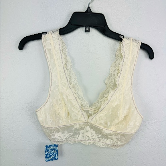 NEW Free People Ivory Lace Bralette - Picture 2 of 5